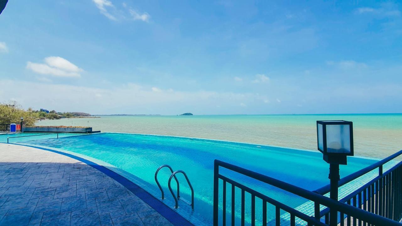 BW Suite Belitung Tanjung Pandan Dış mekan fotoğraf