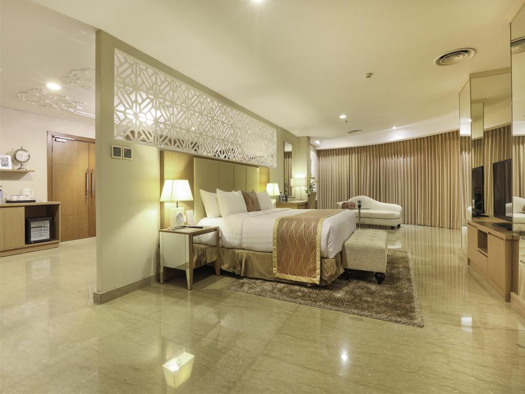 BW Suite Belitung Tanjung Pandan Dış mekan fotoğraf